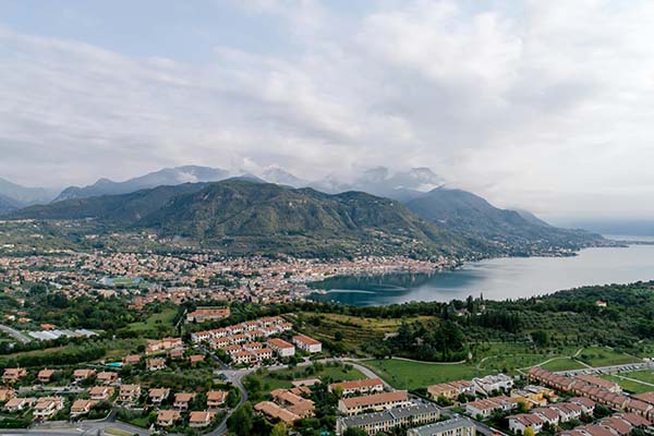 掘金卫冕失败，约基奇休赛期直接回塞尔维亚钓鱼